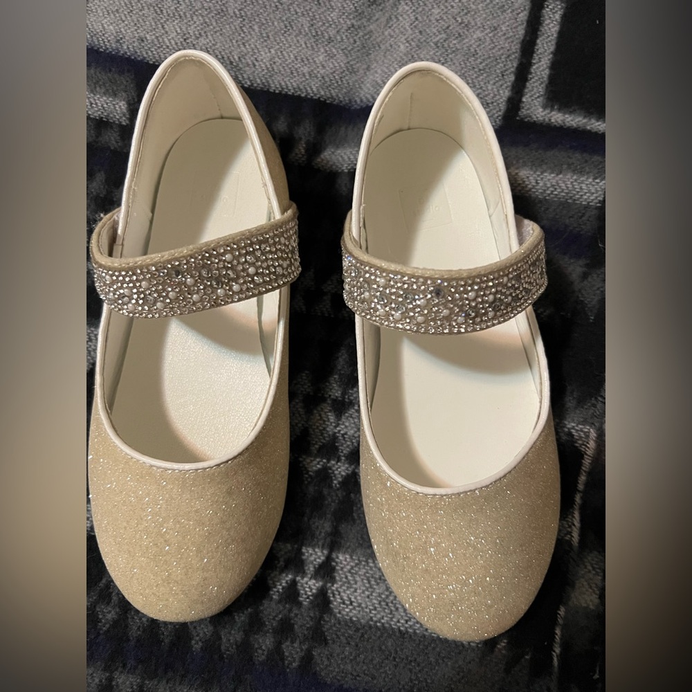 Elegant Kids Dress Shoes with Sparkly Strap